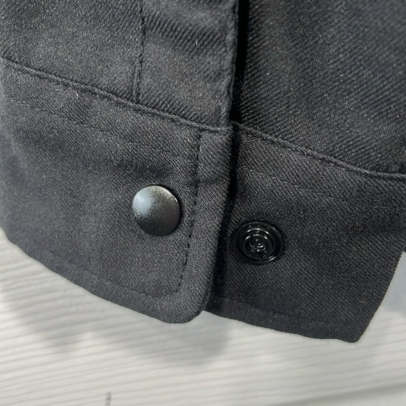 Burton button down shirt - Picture 6 of 8